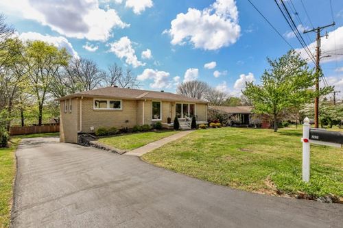 2621 Ravine Dr, Nashville, TN, 37217-3603 | Card Image