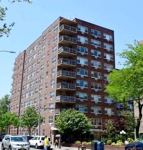 5c-8111 45th Ave, Elmhurst, NY, 11373-3517 | Card Image