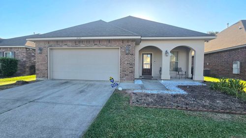 14547 Stone Gate Dr, Baton Rouge, LA, 70816-1885 | Card Image