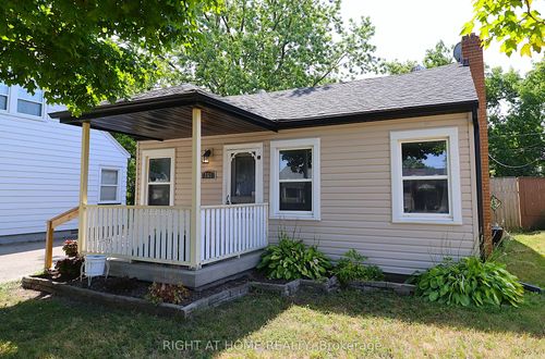 751 St Mary'S St, Peterborough, ON, K9J4H1 | Card Image