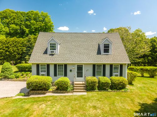 476 Noank Ledyard Rd, Mystic, CT, 06355-1514 | Card Image