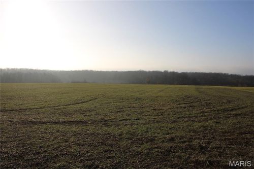 8 Sharps Pl, Perry, MO, 63462 | Card Image