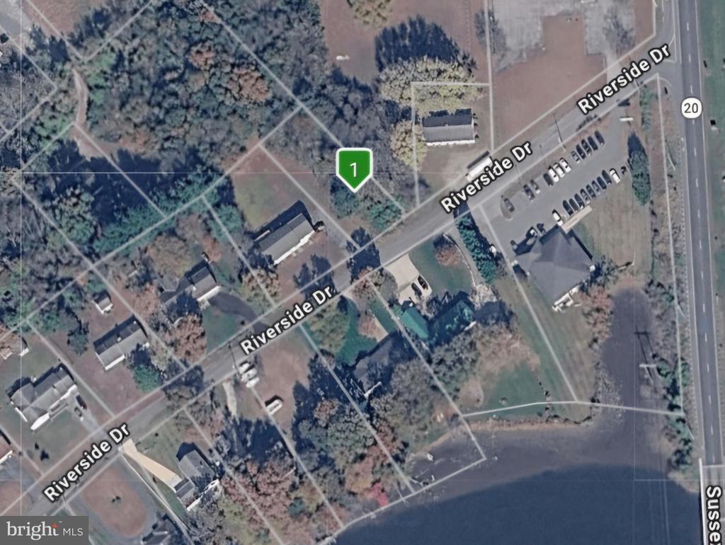 Land in SEAFORD 5