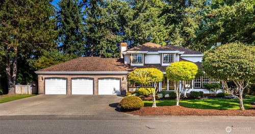 7023 65th Ave W, Lakewood, WA, 98499-2362 | Card Image