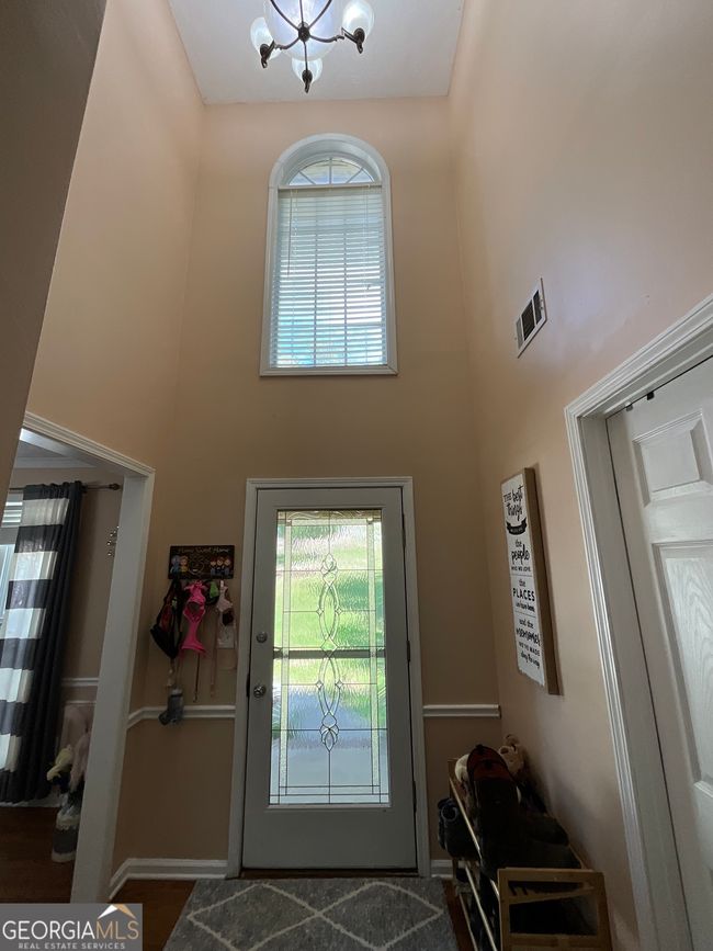 5363 Forest Dr, House other with 6 bedrooms, 4 bathrooms and null parking in Loganville GA | Image 11