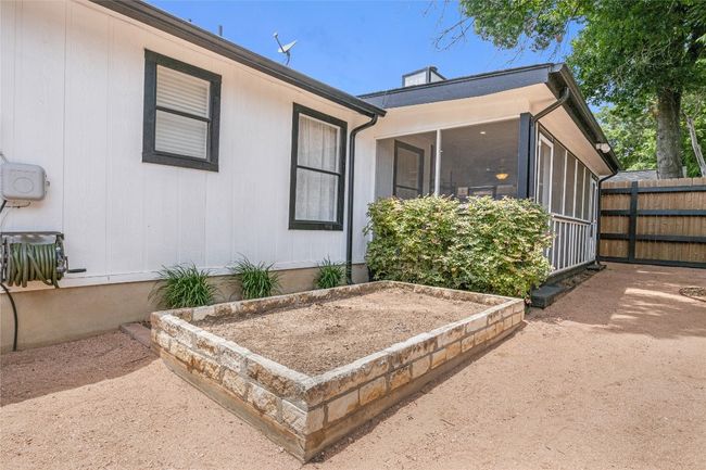 9831 Briar Ridge Dr, House other with 3 bedrooms, 2 bathrooms and 4 parking in Austin TX | Image 35