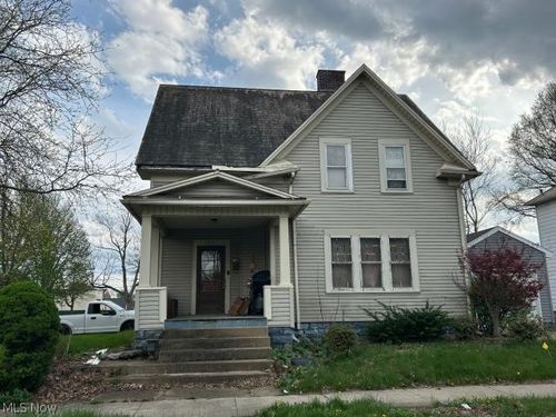 152 North Avenue Ne, New Philadelphia, OH, 44663 | Card Image