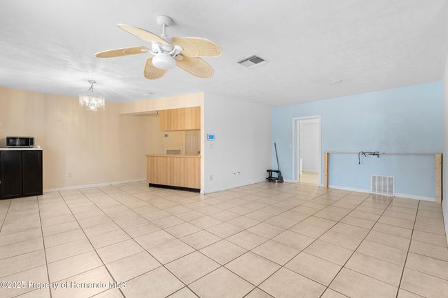7464 Acorn Cir, House other with 3 bedrooms, 2 bathrooms and null parking in SPRING HILL FL | Image 8