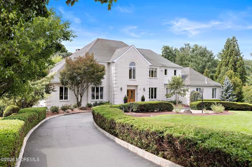 7 Twin Lakes Dr, Manalapan, NJ, 07726-8681 | Card Image