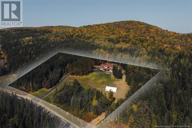 1454 2 E Sault Rd, House other with 3 bedrooms, 4 bathrooms and null parking in Saint Joseph NB | Image 39