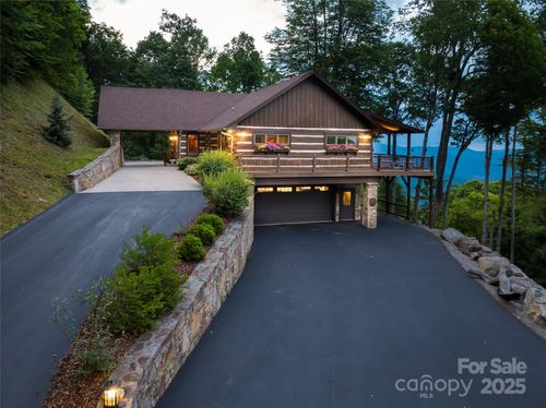 242 Anisidi Trl, Maggie Valley, NC, 28751-7206 | Card Image