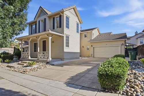 246 W Recreo Way, Mountain House, CA, 95391-2003 | Card Image