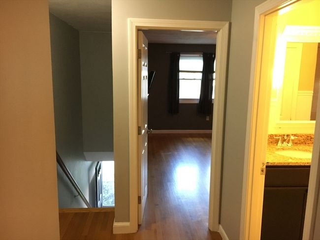 66 Locust Ave, Home with 4 bedrooms, 4 bathrooms and 4 parking in Worcester MA | Image 13