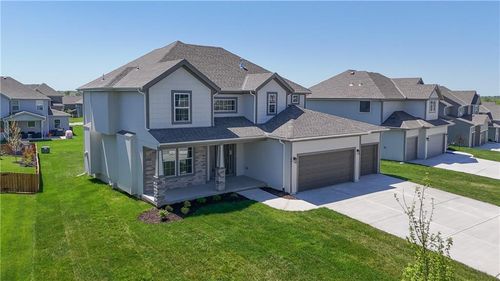 2651 W Park St, Olathe, KS, 66061-3896 | Card Image