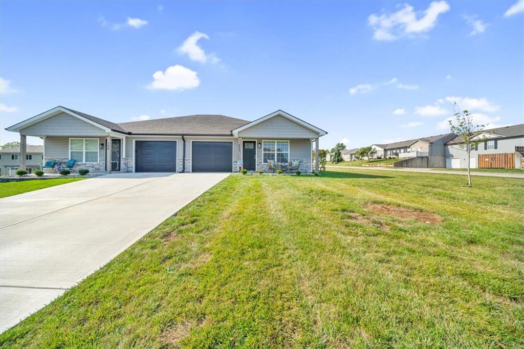 Kreisel Dr, Raymore, MO 64083