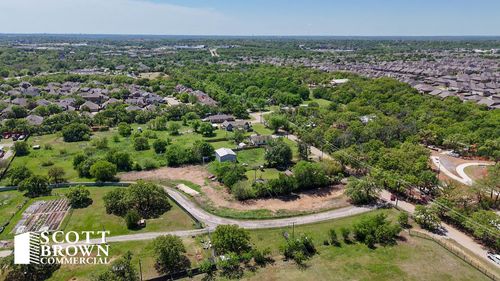 6498 Shiloh Ln, Denton, TX, 76208-7404 | Card Image
