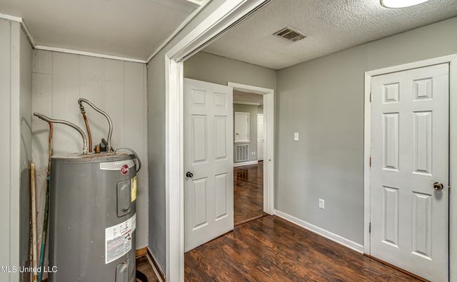 207 W Dewey Camp Dr-39 | Image 23