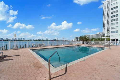 apt-605-1228 West Ave, Miami Beach, FL, 33139-4387 | Card Image