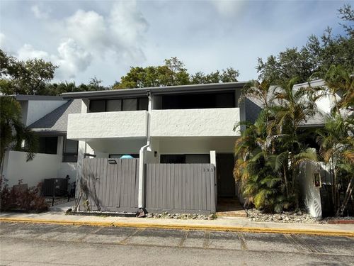 103-19428 Ne 26th Ave, Miami, FL, 33180-2229 | Card Image
