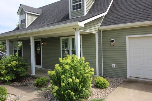 145 Ahlena Way, Springfield, KY, 40069-9563 | Card Image