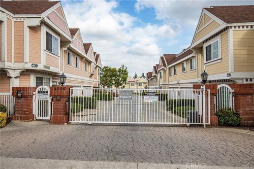 77-13750 S Hubbard Ave, San Fernando, CA, 91340 | Card Image