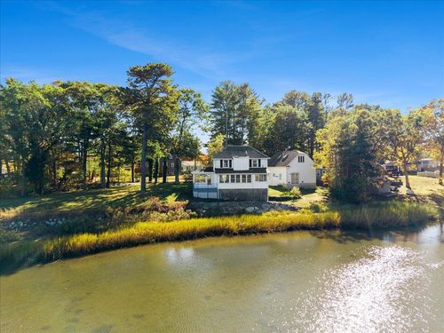6 Allen Ave, Wareham, MA, 02571-1941 | Card Image