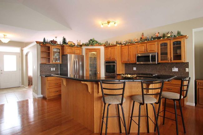 2 - 173 Austin Drive, Home with 3 bedrooms, 2 bathrooms and 4 parking in Red Deer AB | Image 6