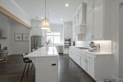 2108 Deaux Parc Dr, Baton Rouge, LA, 70808-4063 | Card Image