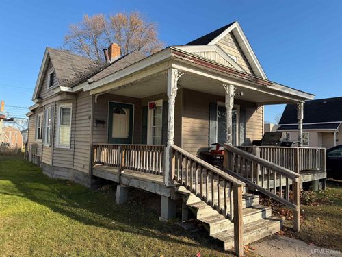 418 S 1st Avenue, Escanaba, MI, 49829 | Card Image