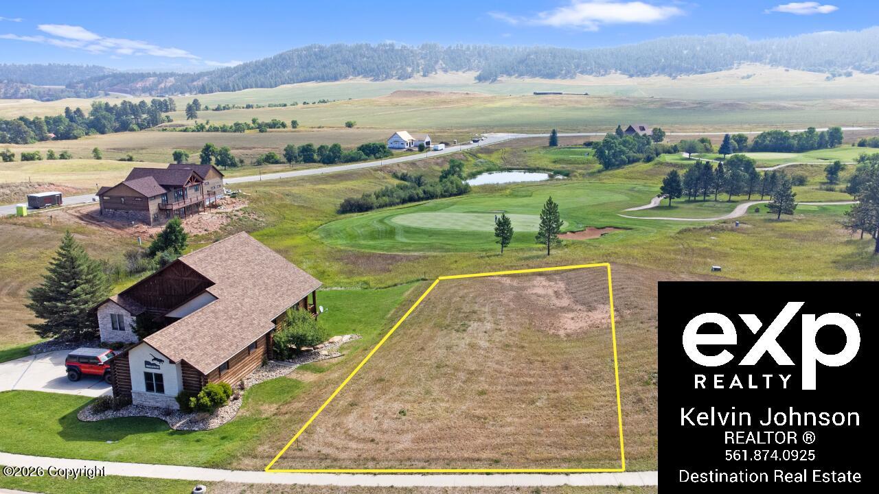 Land in Hulett