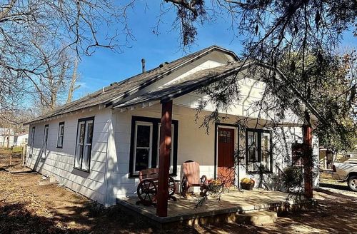 111 W Nabor Road, Marlow, OK, 73055 | Card Image