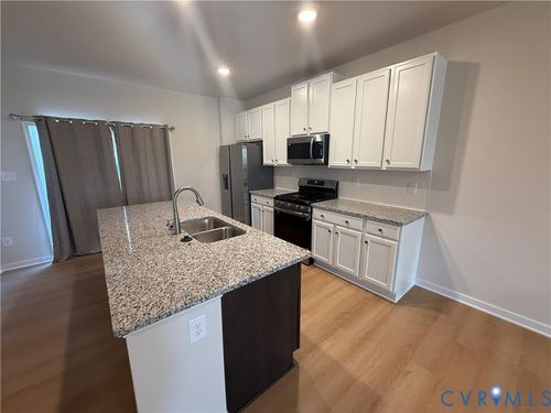 15906 Misty Blue Aly, Midlothian, VA, 23113-7241 | Card Image