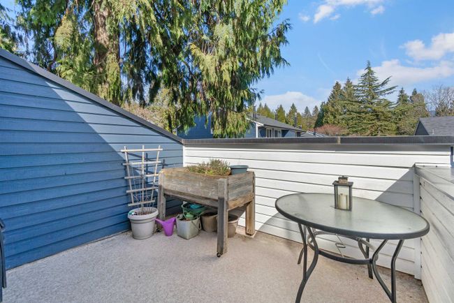 2605 Fromme Road, Townhouse with 4 bedrooms, 2 bathrooms and 1 parking in North Vancouver BC | Image 26