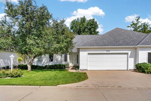 1006 Nw 7th Avenue, Waverly, IA, 50677 | Card Image