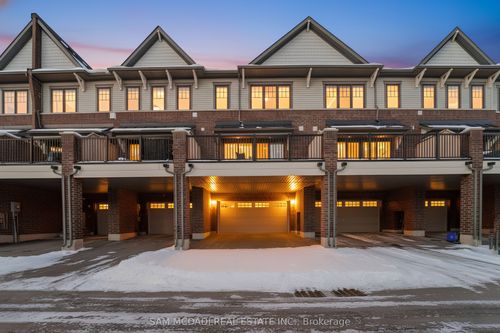 13-185 Bedrock Dr, Stoney Creek, ON, L8J0M5 | Card Image