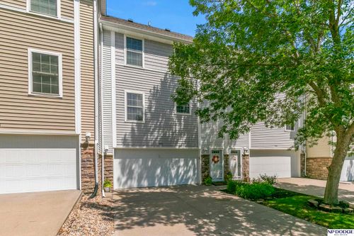5907 N 166th Ct, Omaha, NE, 68116-3715 | Card Image