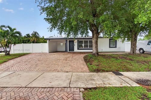 241 Ne 45th St, Deerfield Beach, FL, 33064 | Card Image