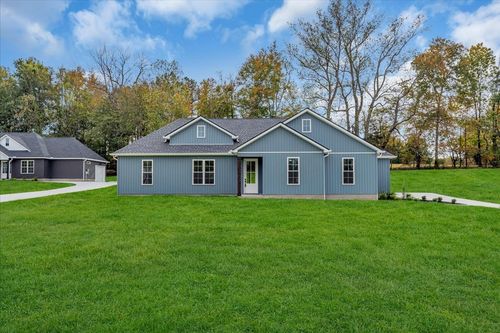 441 Sherwood Dr, Mcminnville, TN, 37110-6161 | Card Image
