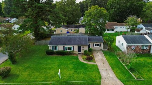 3401 Woodsman Ln, Virginia Beach, VA, 23452-5228 | Card Image