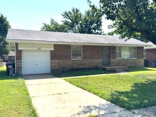 312 Ward Dr, Saint Louis, MO, 63135-3052 | Card Image