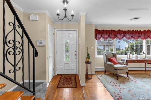 16 Locust Pl, South Huntington, NY, 11746-4234 | Card Image