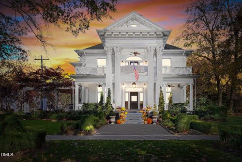 1109 N Main St, Tarboro, NC, 27886-3821 | Card Image