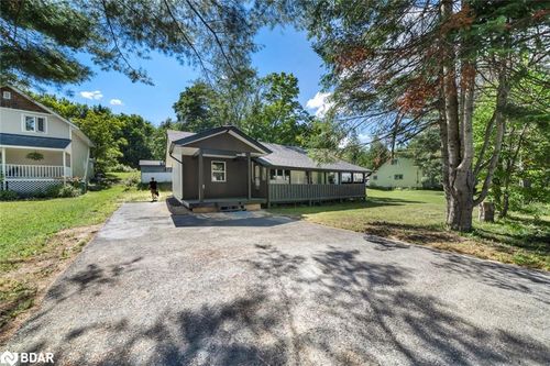 597 High St, Mactier, ON, P0C1H0 | Card Image