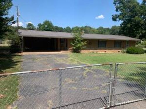 10077 1st St, Plainview, AR, 72857-8885 | Card Image