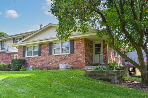 17725 Nassau Dr, Brookfield, WI, 53045-3436 | Card Image