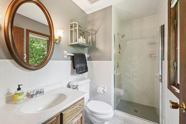 43-web-or-mls-Barnes Ave-0306-043.jpg | Image 26