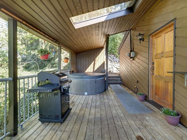 5006 Johnstone Road, House other with 3 bedrooms, 2 bathrooms and 2 parking in Madeira Park BC | Image 9