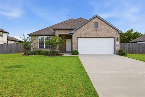 11210 Youngquist Dr, Mont Belvieu, TX, 77535-3034 | Card Image
