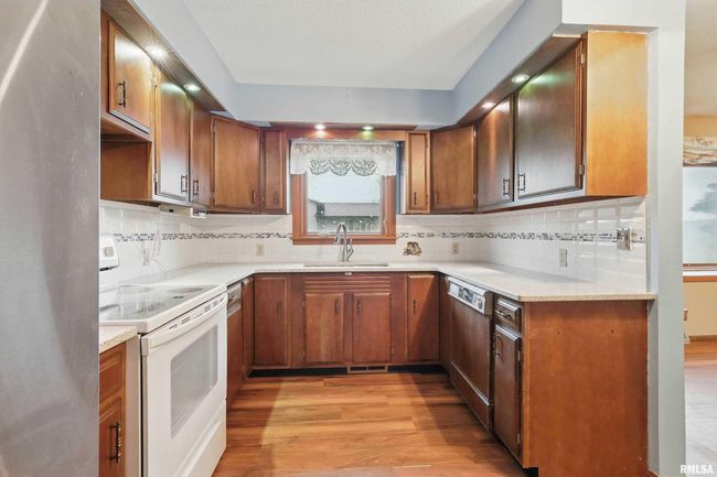 803 Locust St, House other with 3 bedrooms, 2 bathrooms and null parking in Princeton IA | Image 12