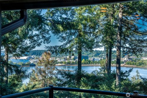 1406 Evergreen Park Lane Sw, Olympia, WA, 98502 | Card Image